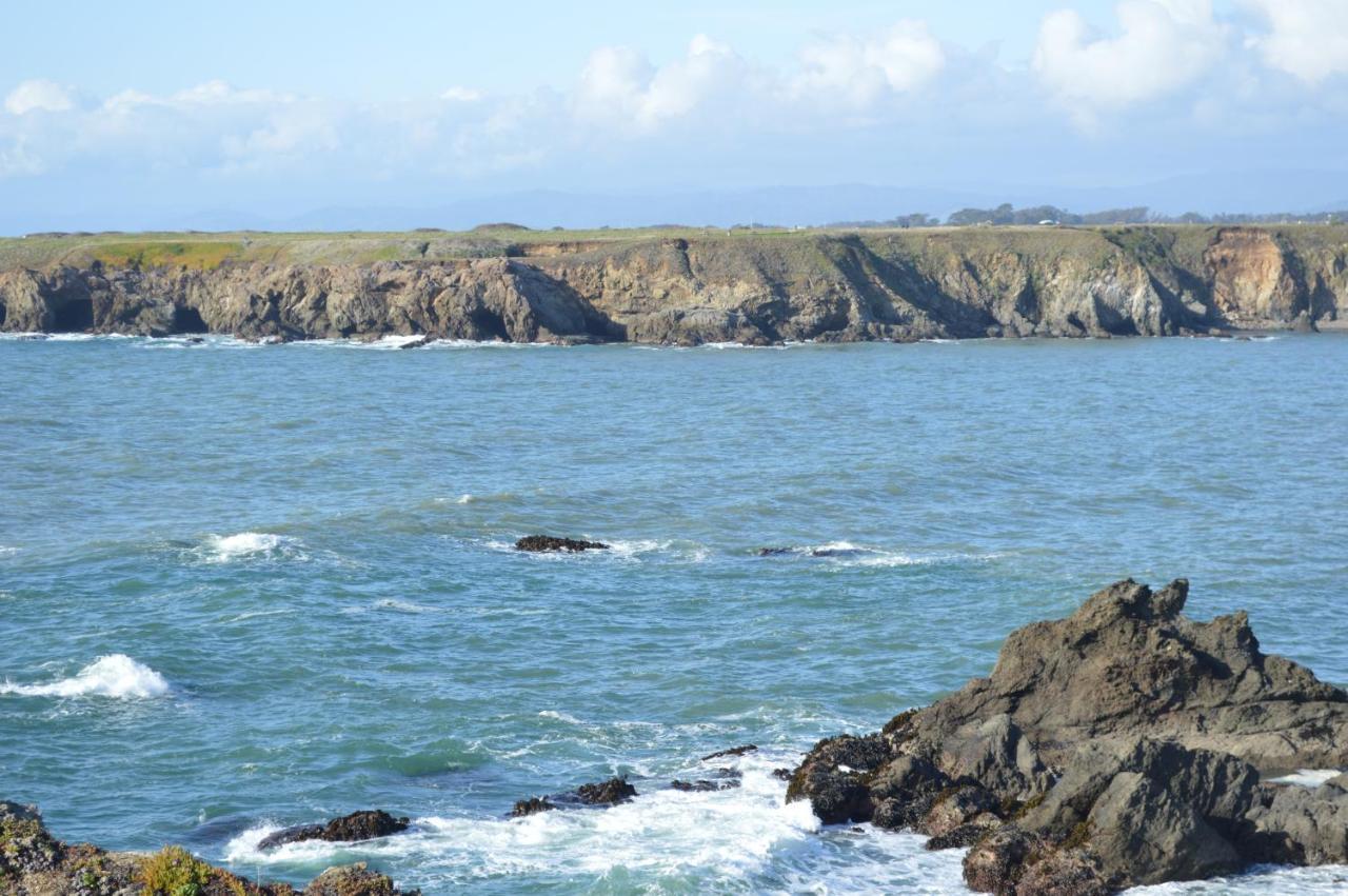 Studio 9 Glass Beach Fort Bragg Exterior photo